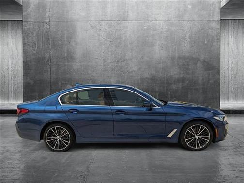 2022 BMW 540 i xDrive