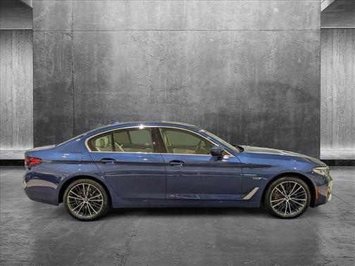 2022 BMW 530e 530e xDrive