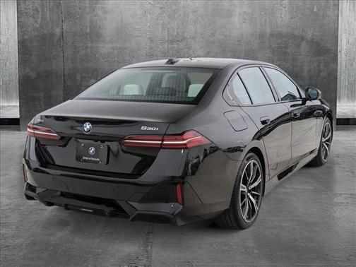 2025 BMW 530 i xDrive