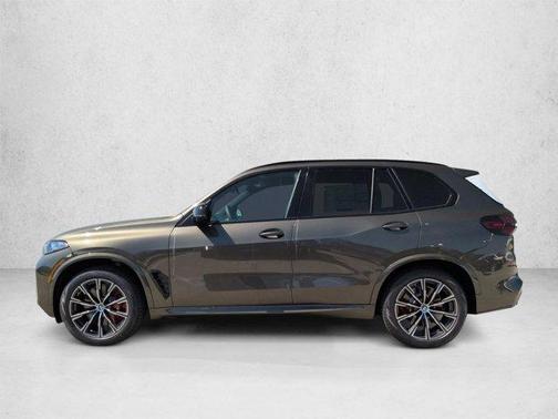 Manhattan Green Metallic 2026 BMW X5 M60i