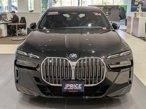 2024 BMW 740 i xDrive