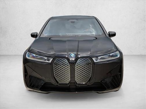 2025 BMW iX M60