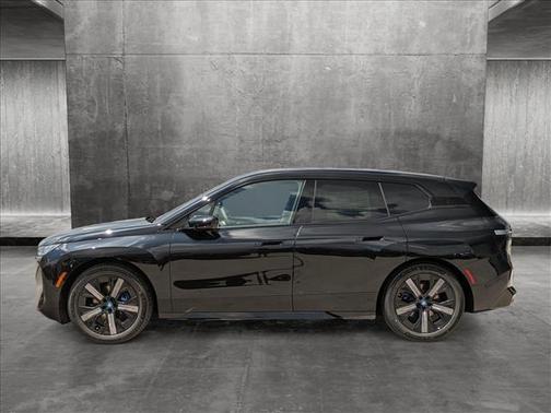 2025 BMW iX M60