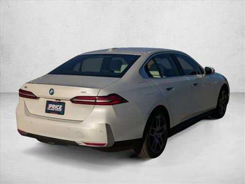 2025 BMW i5 xDrive40