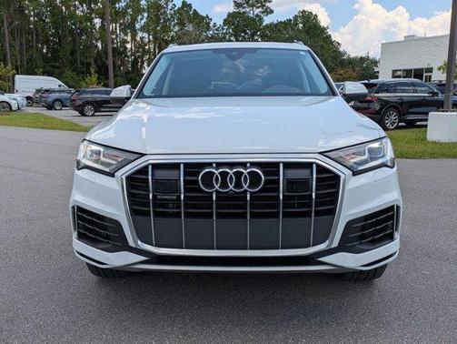 2023 Audi Q7 55 Premium Plus