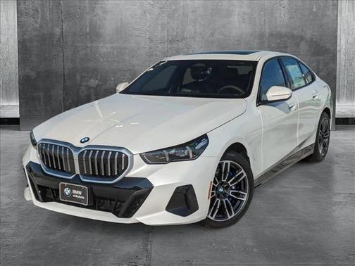 2025 BMW 530 i xDrive