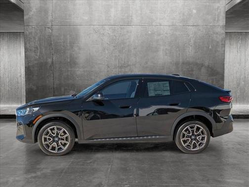2025 BMW X2 xDrive28i