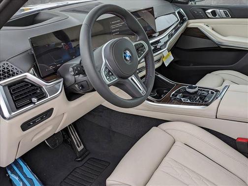 2026 BMW X5 M60i