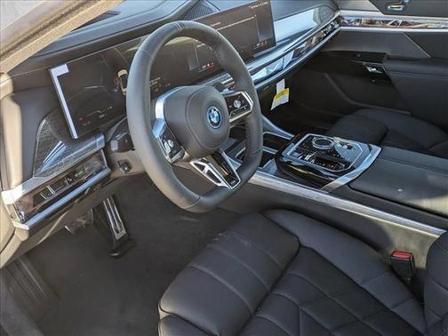 2025 BMW i7 xDrive60