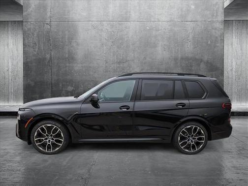 2026 BMW X7 M60i