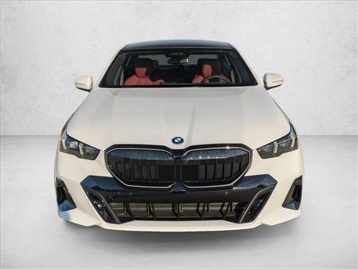 2026 BMW 550e xDrive