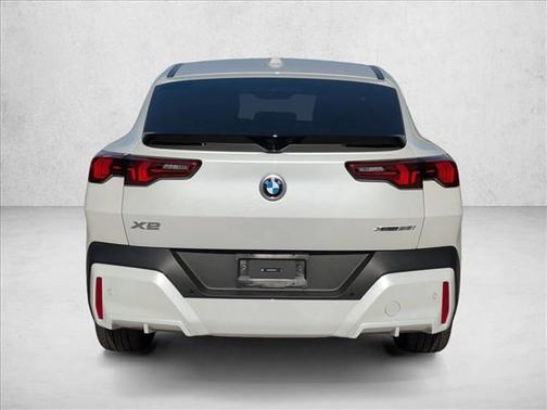 2025 BMW X2 xDrive28i