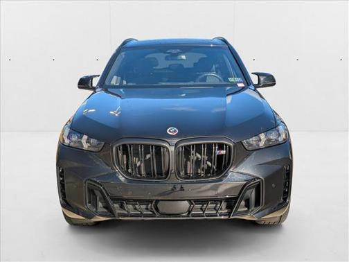 2025 BMW X5 M60i