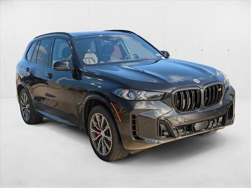 2025 BMW X5 M60i