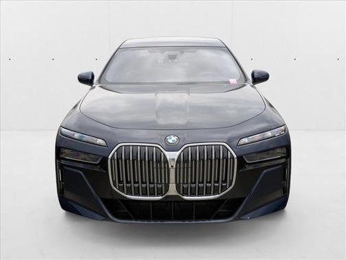 2023 BMW 760 760i xDrive