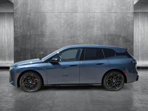 2026 BMW iX M70