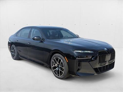 2026 BMW 750e xDrive