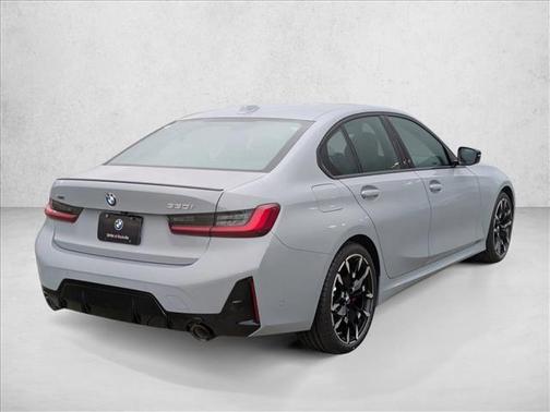 2025 BMW 330 i xDrive