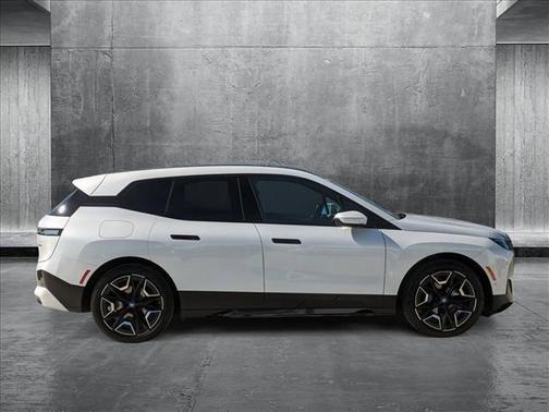 2024 BMW iX xDrive50