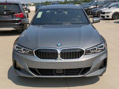 2025 BMW 330 i xDrive