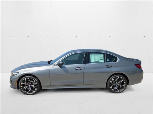 2025 BMW 330 i xDrive