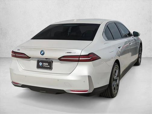2025 BMW i5 xDrive40