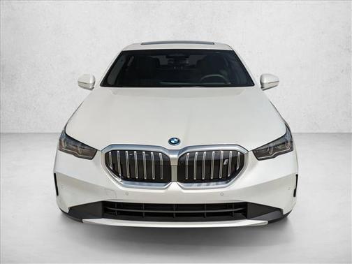 2025 BMW i5 xDrive40