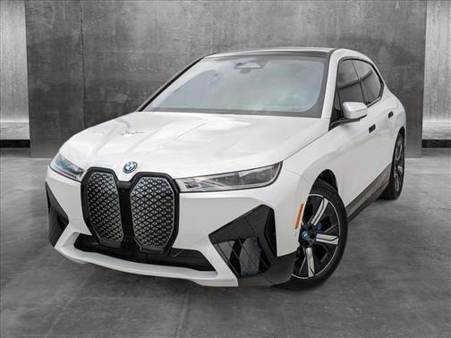 2025 BMW iX M60