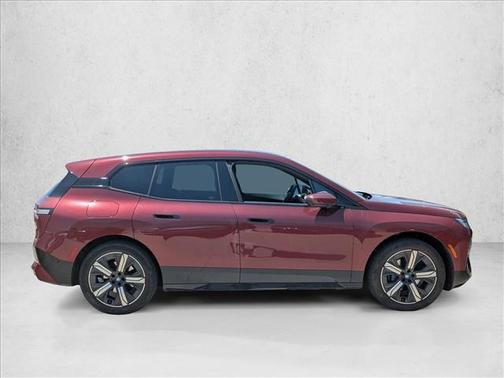 Aventurin Red Metallic 2023 BMW iX xDrive50