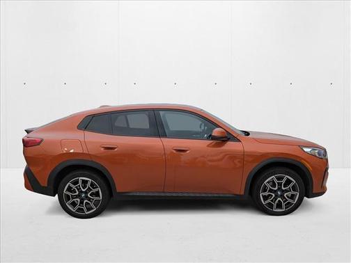 2025 BMW X2 xDrive28i