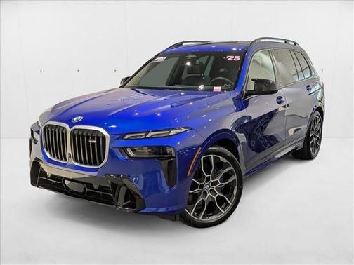 2025 BMW X7 M60i