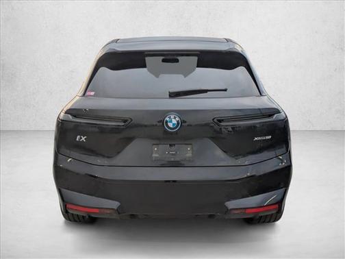 2025 BMW iX xDrive50