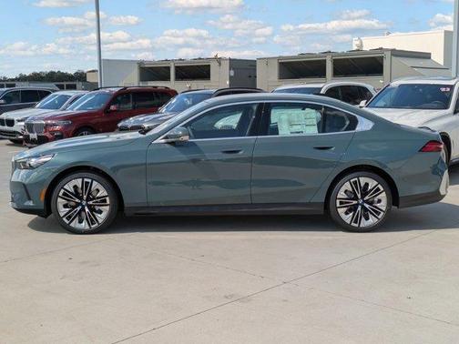 2026 BMW 530 i xDrive