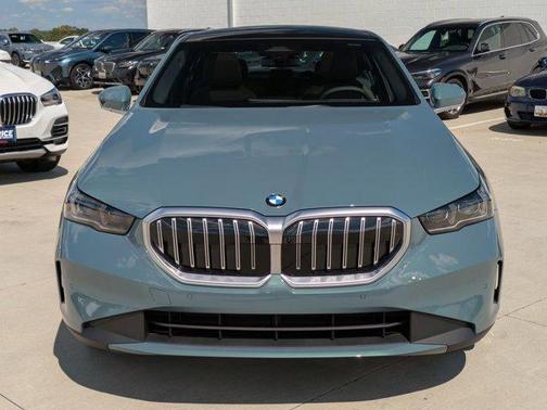 2026 BMW 530 i xDrive