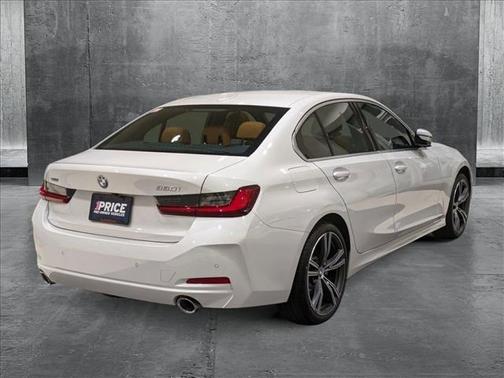 2024 BMW 330 i xDrive