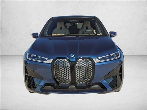 2025 BMW iX xDrive50