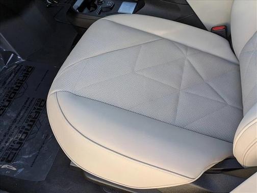 2025 BMW iX xDrive50