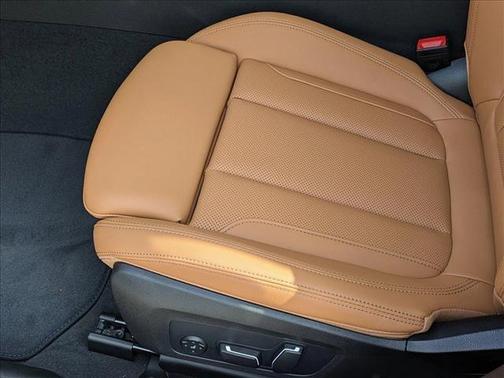 2025 BMW 330 i xDrive