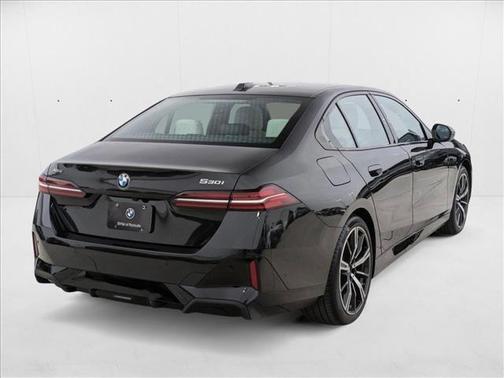 2025 BMW 530 i xDrive