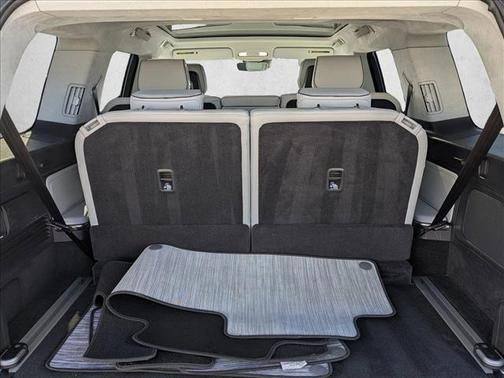 2023 Rivian R1S Adventure Quad Motor Large Pack