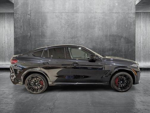 2025 BMW X6 M Base