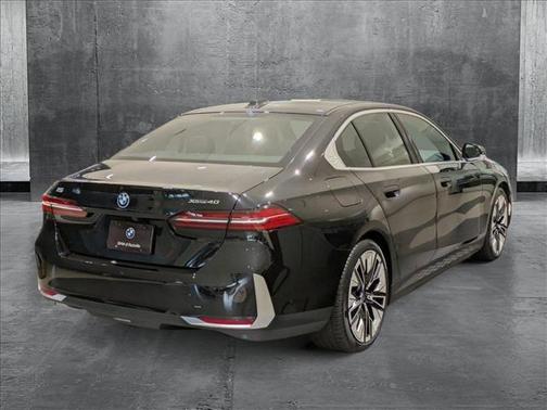 2026 BMW i5 xDrive40