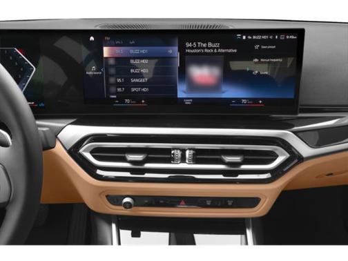 2025 BMW 330 i xDrive