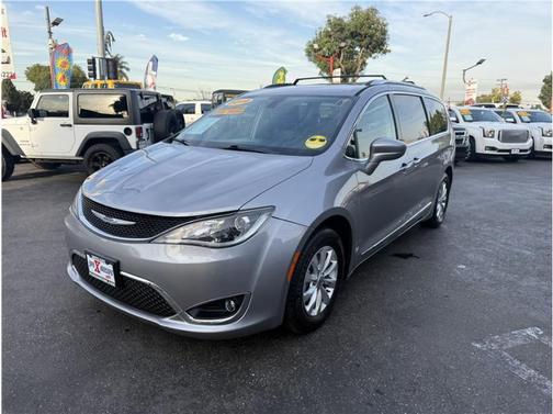 2019 Chrysler Pacifica Touring L