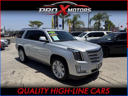 Radiant Silver Metallic 2019 Cadillac Escalade Platinum