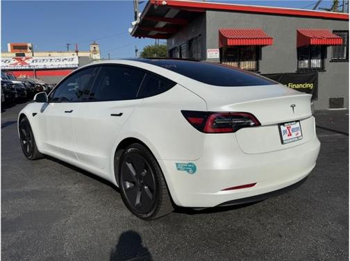 2022 Tesla Model 3 Standard Range