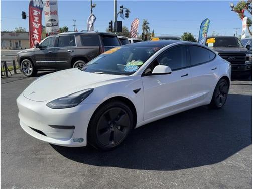 2022 Tesla Model 3 Standard Range