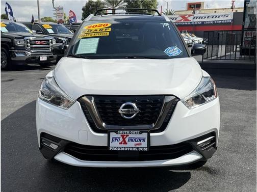 2020 Nissan Kicks SR