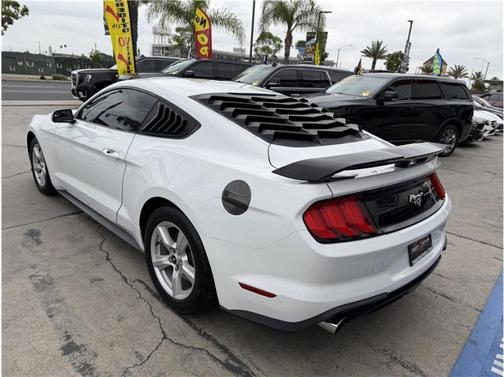 Oxford White 2018 Ford Mustang EcoBoost