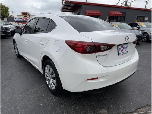 2018 Mazda Mazda3 Sport